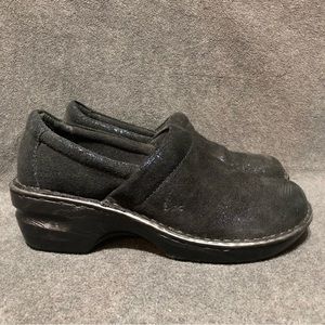 BOC Born Concept Peggy Women’s Shoes Size 9M Black Blue Shimmer Comfort Clogs
